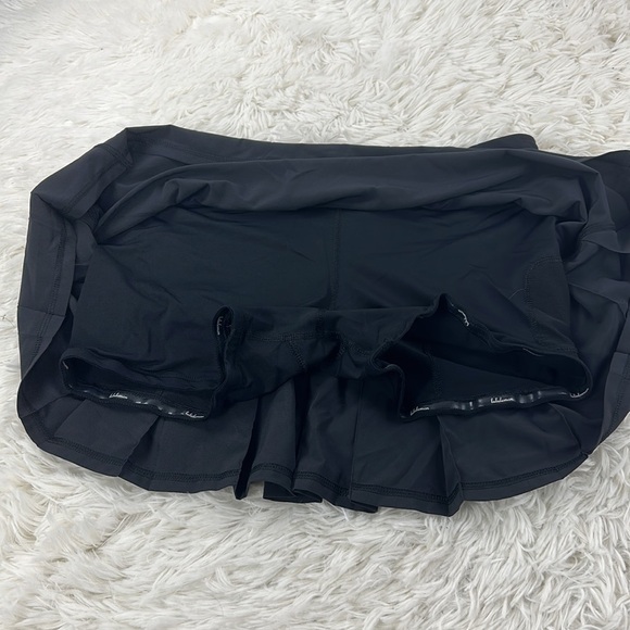 Lululemon Run: Pace Setter Skirt Black - Picture 4 of 8